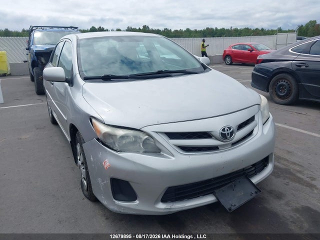 2012 Toyota Corolla Ce მანქანა იყიდება აუქციონზე, vin: 2T1BU4EE2CC785818, აუქციონის ნომერი: 12679895
