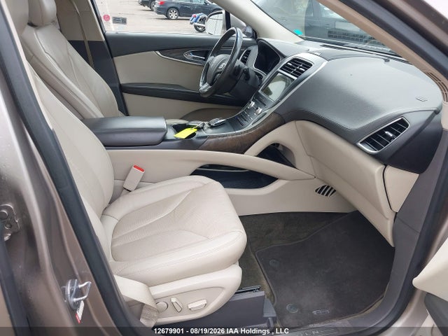 2LMPJ8LR7JBL37642 Lincoln Mkx Reserve