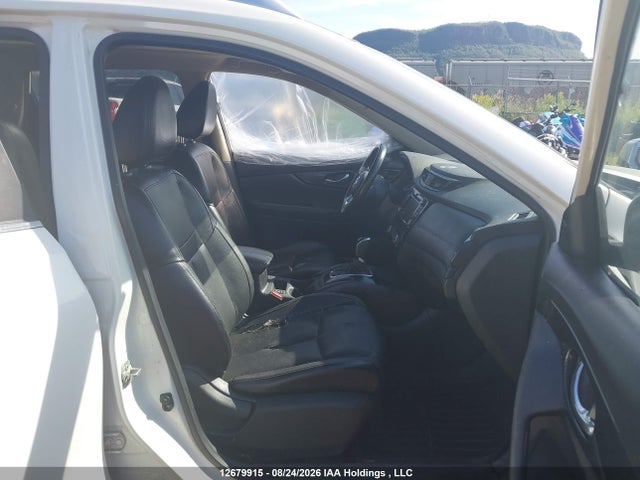 12679915 :رقم المزاد ، JN8AT2MV6JW342228 vin ، 2018 Nissan Rogue مزاد بيع