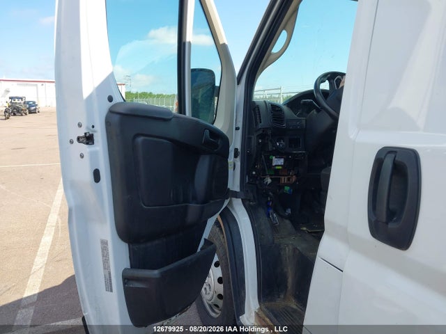 12679925 :رقم المزاد ، 3C6LRVCG1NE116743 vin ، 2022 Ram Promaster 2500 2500 High مزاد بيع