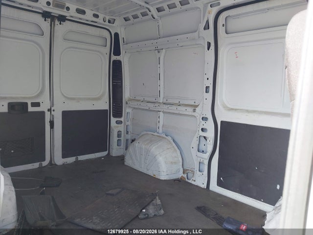 12679925 :رقم المزاد ، 3C6LRVCG1NE116743 vin ، 2022 Ram Promaster 2500 2500 High مزاد بيع