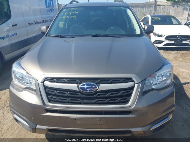12679937 :رقم المزاد ، JF2SJEDC0HH565712 vin ، 2017 Subaru Forester 2.5i Convenience مزاد بيع