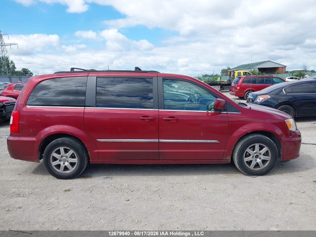2011 Chrysler Town & Country Touring მანქანა იყიდება აუქციონზე, vin: 2A4RR5DG2BR729377, აუქციონის ნომერი: 12679940