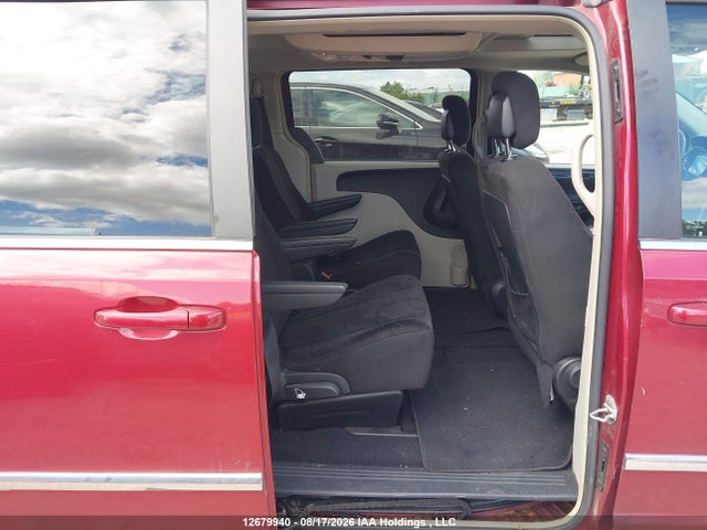 2011 Chrysler Town & Country Touring მანქანა იყიდება აუქციონზე, vin: 2A4RR5DG2BR729377, აუქციონის ნომერი: 12679940