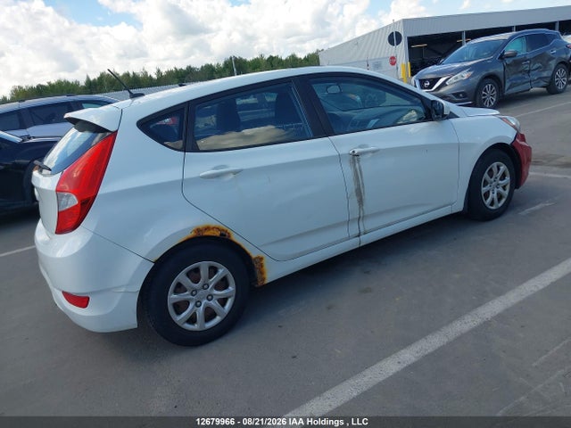 12679966 :رقم المزاد ، KMHCT5AE9CU014631 vin ، 2012 Hyundai Accent مزاد بيع
