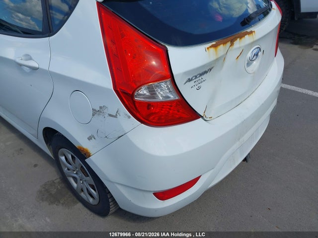 12679966 :رقم المزاد ، KMHCT5AE9CU014631 vin ، 2012 Hyundai Accent مزاد بيع