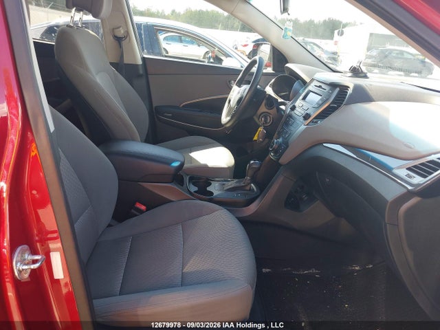 12679978 :رقم المزاد ، 5XYZT3LB1GG350464 vin ، 2016 Hyundai Santa Fe Sport 2.4 Base مزاد بيع