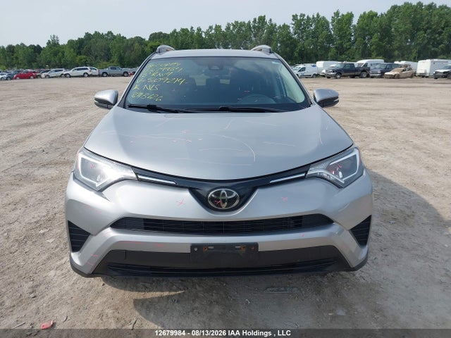 Toyota RAV4 LE 2018 2T3ZFREV4JW509214 Image 12