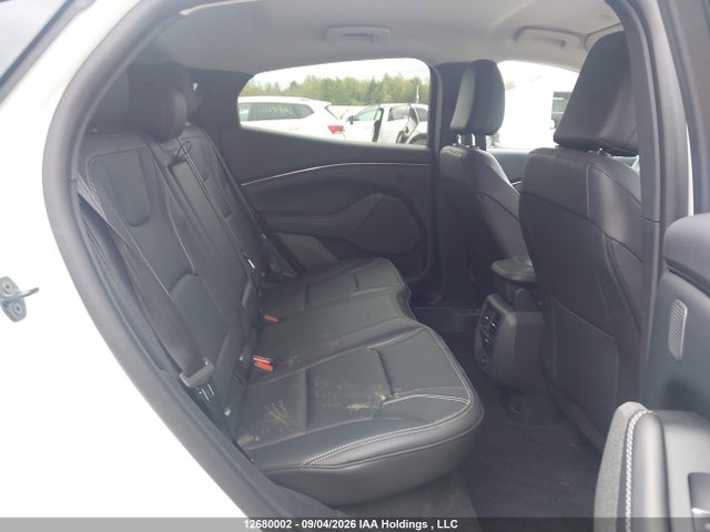 Ford Mustang Mach-e Premium 2026 3FMTK3SU1TMA14737 Image 8