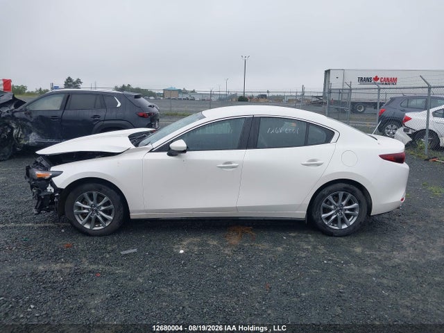 JM1BPABM5S1798485 Mazda 3 Select Sport