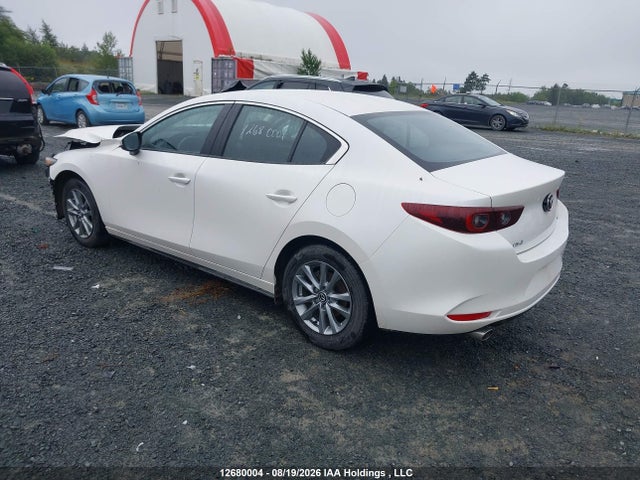 JM1BPABM5S1798485 Mazda 3 Select Sport