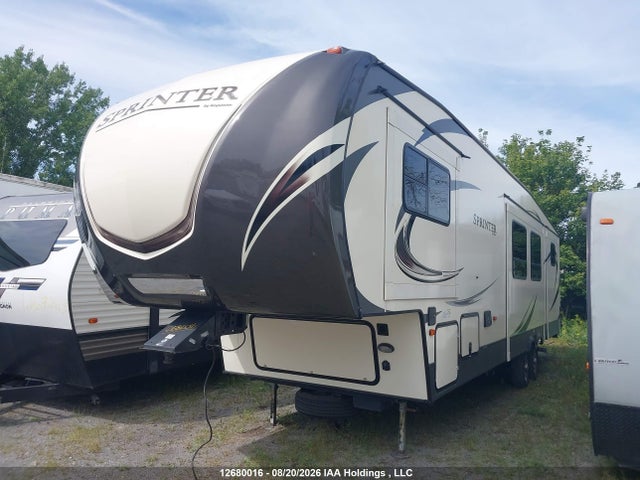 12680016 :رقم المزاد ، 4YDF32627J1530335 vin ، 2018 Sprinter Keystone مزاد بيع