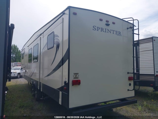 12680016 :رقم المزاد ، 4YDF32627J1530335 vin ، 2018 Sprinter Keystone مزاد بيع