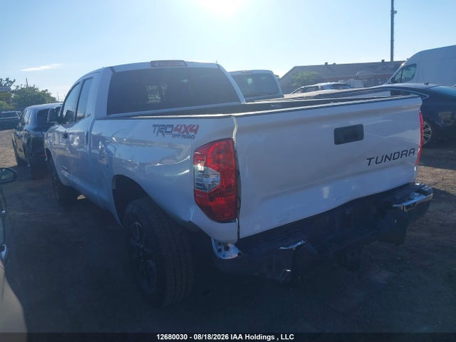 12680030 :رقم المزاد ، 5TFUY5F15JX709930 vin ، 2018 Toyota Tundra Sr5 Plus 5.7l V8 مزاد بيع