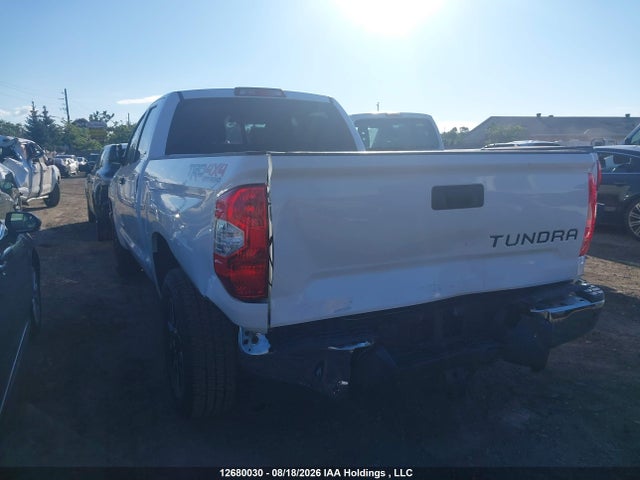 12680030 :رقم المزاد ، 5TFUY5F15JX709930 vin ، 2018 Toyota Tundra Sr5 Plus 5.7l V8 مزاد بيع