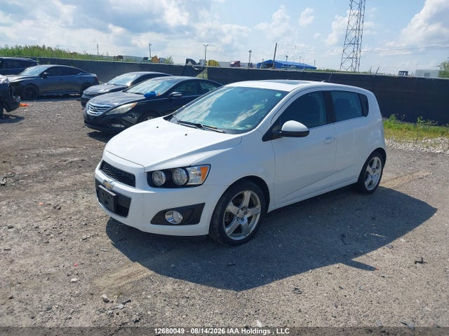 Chevrolet Sonic Lt Manual 2015 1G1JD6SH3F4179448 Image 2