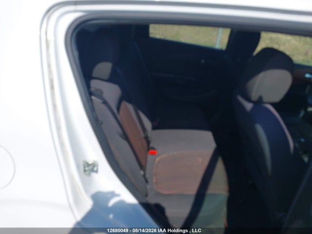 Chevrolet Sonic Lt Manual 2015 1G1JD6SH3F4179448 Image 8
