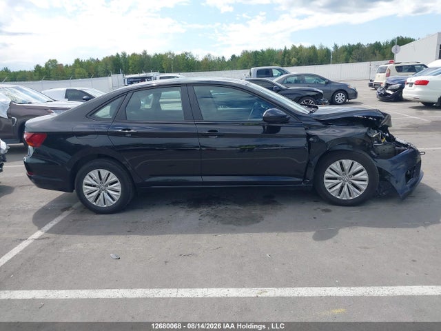 2019 Volkswagen Jetta 1.4 Tsi Comfortline მანქანა იყიდება აუქციონზე, vin: 3VWN57BU8KM011745, აუქციონის ნომერი: 12680068