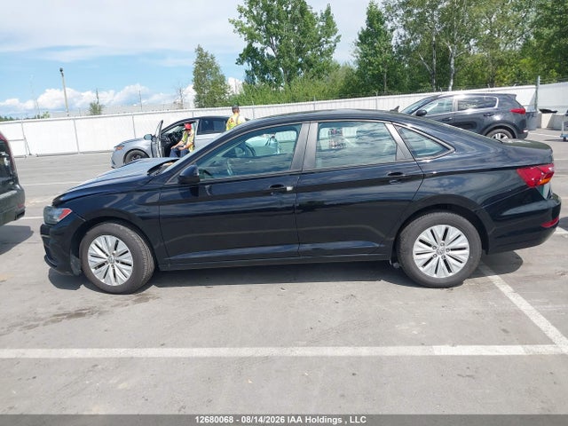 2019 Volkswagen Jetta 1.4 Tsi Comfortline მანქანა იყიდება აუქციონზე, vin: 3VWN57BU8KM011745, აუქციონის ნომერი: 12680068