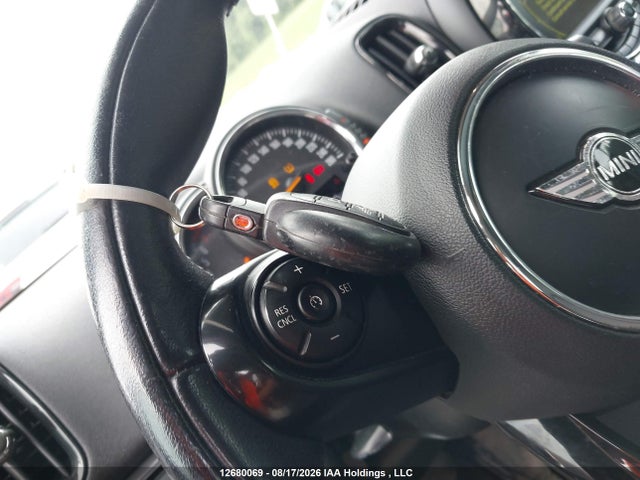 Mini Countryman Cooper 2017 WMZYV5C34H3E01684 Image 11