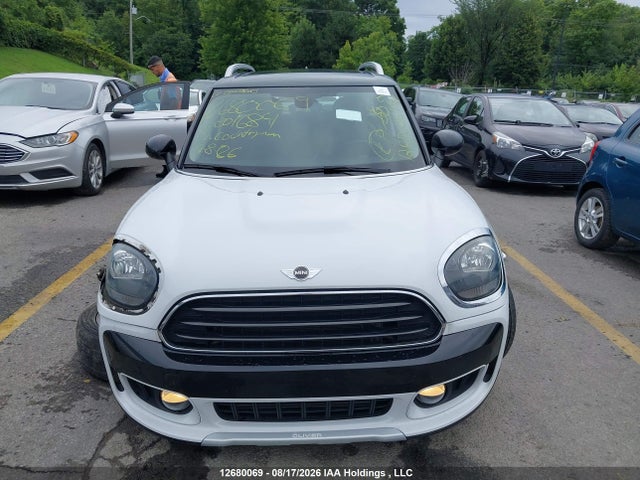 Mini Countryman Cooper 2017 WMZYV5C34H3E01684 Image 13