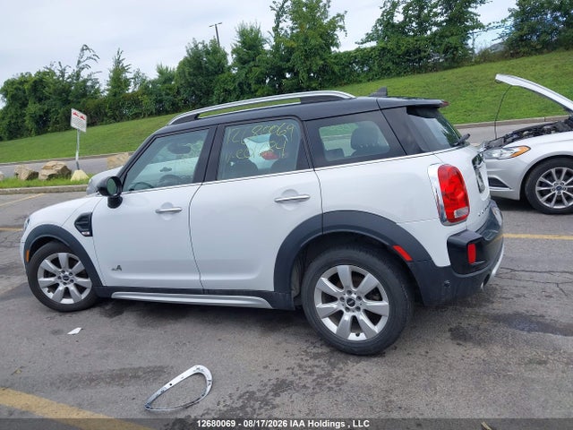 Mini Countryman Cooper 2017 WMZYV5C34H3E01684 Image 15