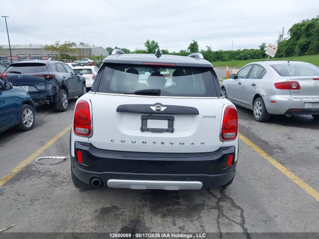 Mini Countryman Cooper 2017 WMZYV5C34H3E01684 Image 17