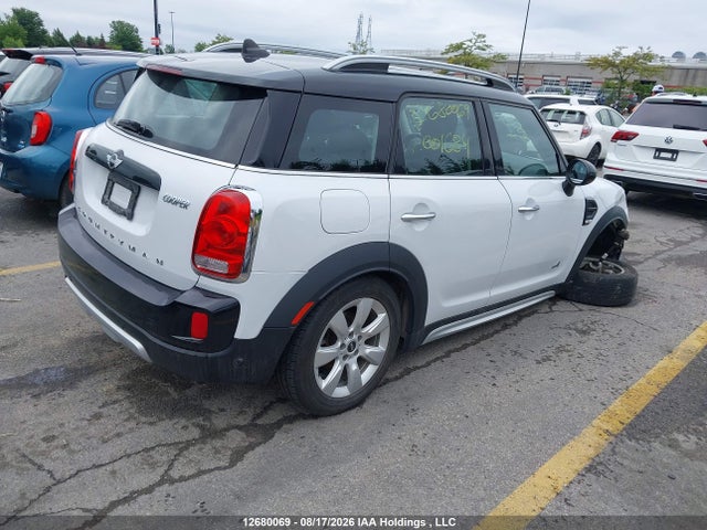 Mini Countryman Cooper 2017 WMZYV5C34H3E01684 Image 4