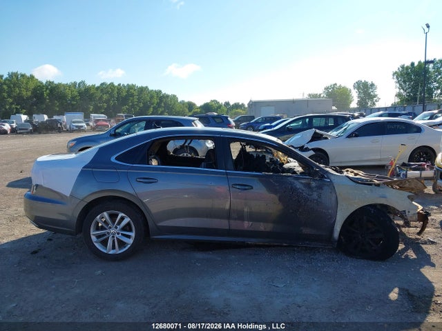 Volkswagen Passat Highline 2021 1VWBA7A33MC007324 Image 13