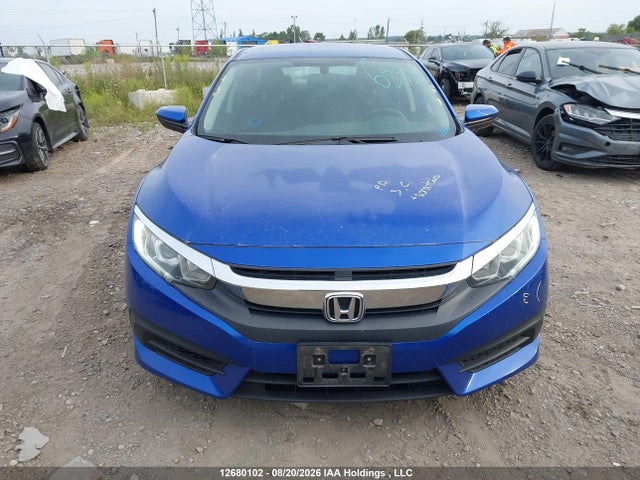 Honda Civic 2018 2HGFC2F57JH017991 Image 12