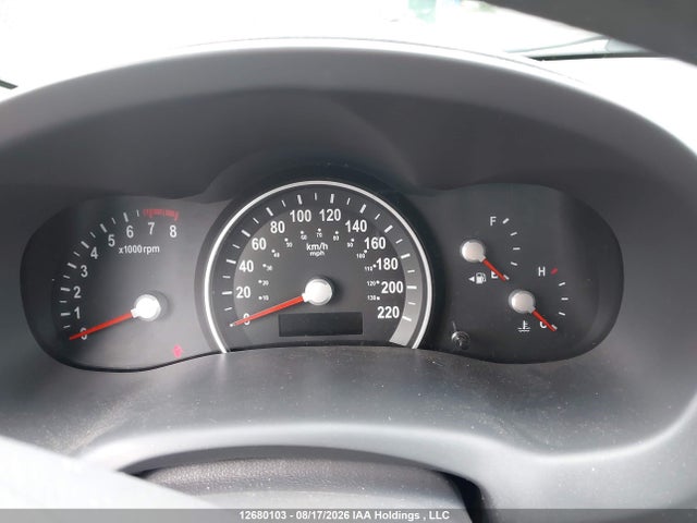KNDMG4C79E6560889 KIA Sedona Lx/lx Convenience