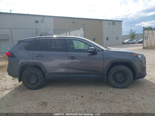2T3B1RFV1NC306674 Toyota RAV4 LE