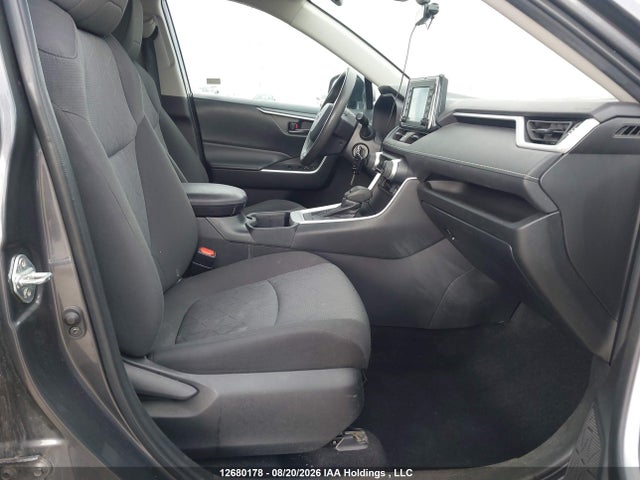2T3B1RFV1NC306674 Toyota RAV4 LE