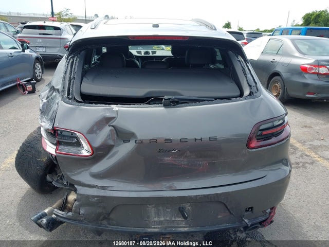 Porsche Macan Turbo 2016 WP1AF2A55GLB90572 Image 16