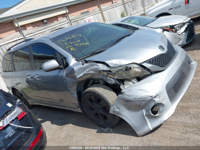 12680226 :رقم المزاد ، 5TDXK3DC4ES410934 vin ، 2014 Toyota Sienna Sport مزاد بيع