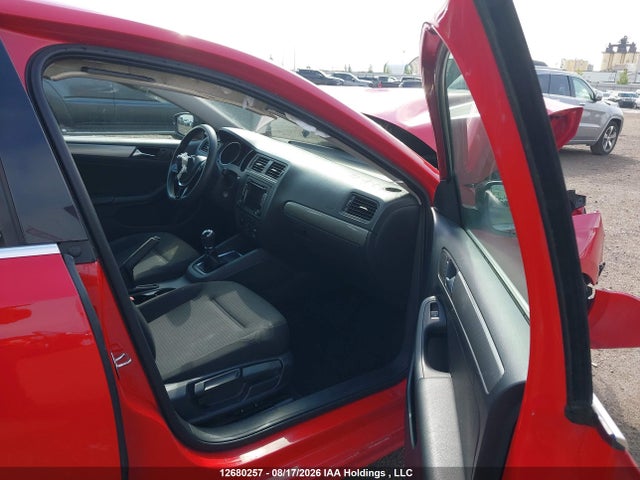 3VW1K7AJ5FM265188 Volkswagen Jetta 2.0l Trendline/2.0l Trendline+