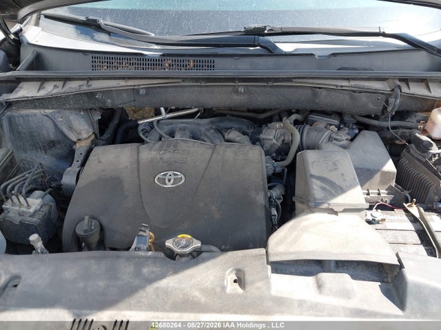 5TDDZRFH3JS490392 Toyota Highlander Limited