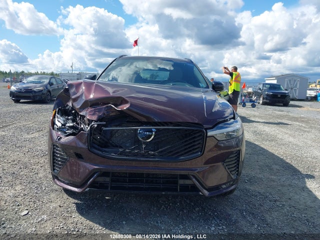 Volvo XC60 PLUS 2026 YV4M12RC0T1432090 Image 11