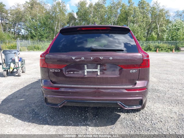 Volvo XC60 PLUS 2026 YV4M12RC0T1432090 Image 15