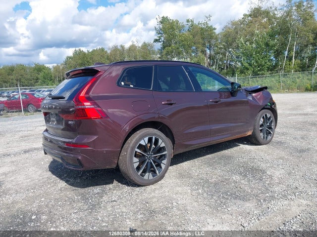 Volvo XC60 PLUS 2026 YV4M12RC0T1432090 Image 4