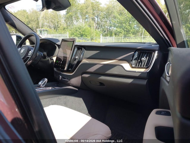 Volvo XC60 PLUS 2026 YV4M12RC0T1432090 Image 5