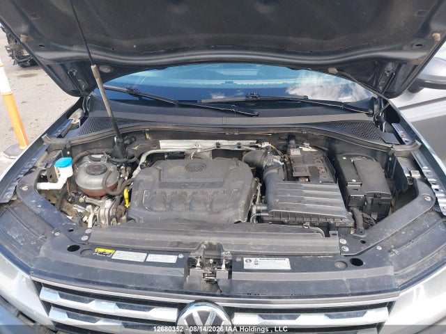 3VV0B7AX8JM143292 Volkswagen TIGUAN S