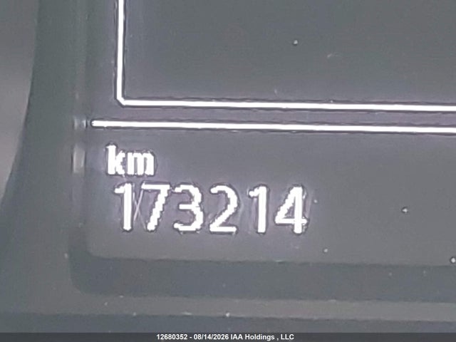3VV0B7AX8JM143292 Volkswagen TIGUAN S