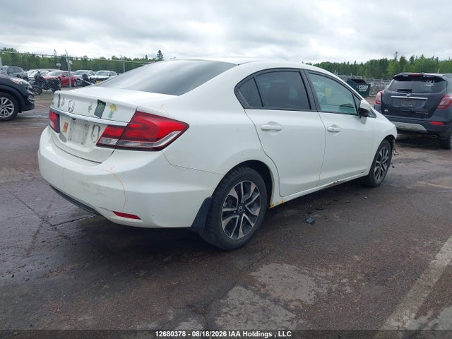 Продажа на аукционе авто 2015 Honda Civic Lx, vin: 2HGFB2E52FH015755, номер лота: 12680378