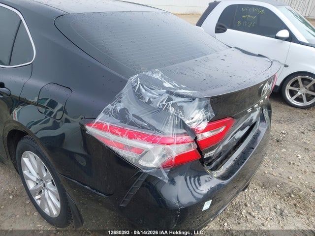 Продажа на аукционе авто 2018 Toyota Camry L/le/xle/se/xse, vin: 4T1B11HK3JU011579, номер лота: 12680393
