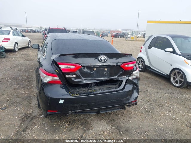 Продажа на аукционе авто 2018 Toyota Camry L/le/xle/se/xse, vin: 4T1B11HK3JU011579, номер лота: 12680393