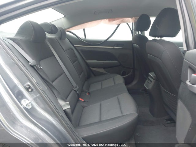 2017 Hyundai Elantra Se/value/limited მანქანა იყიდება აუქციონზე, vin: KMHD84LF1HU123811, აუქციონის ნომერი: 12680405