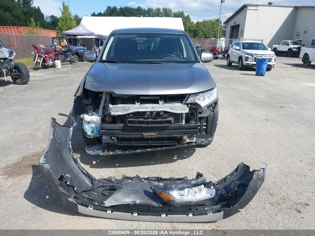 Mitsubishi Outlander 2020 JA4AZ2A36LJ600190 Image 13