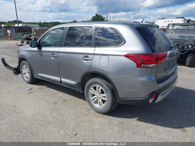 Mitsubishi Outlander 2020 JA4AZ2A36LJ600190 Image 3