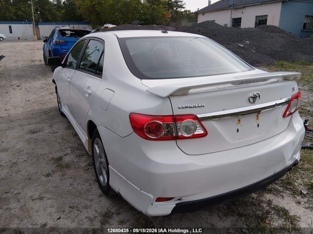 12680435 :رقم المزاد ، 2T1BU4EE2BC628823 vin ، 2011 Toyota Corolla S/le مزاد بيع